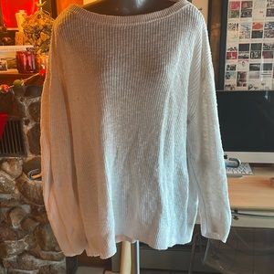 Loose fit white sweater